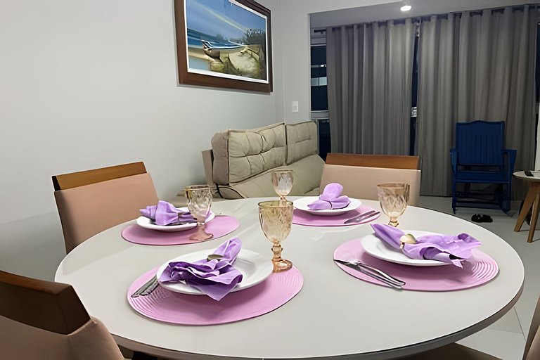 Apto beira-mar com piscina e vista paradisíaca