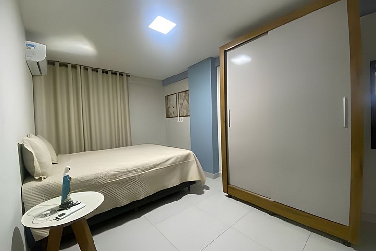 Apto beira-mar com piscina e vista paradisíaca