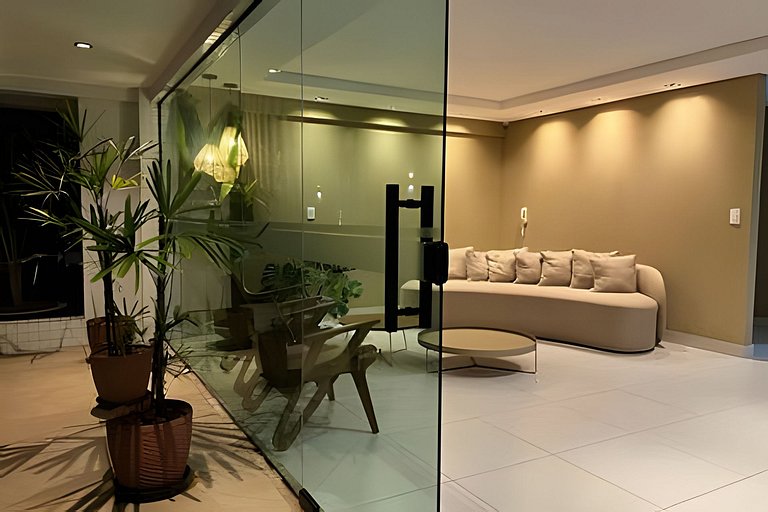 Apto beira-mar com piscina e vista paradisíaca