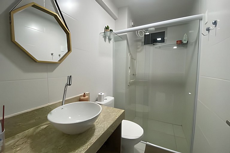 Apto beira-mar com piscina e vista paradisíaca