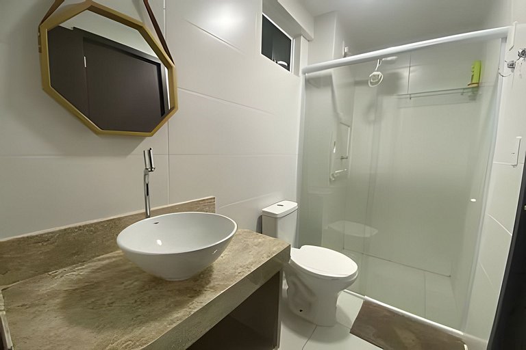 Apto beira-mar com piscina e vista paradisíaca