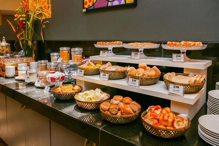 Flat com Vista Mar no Quality Suítes | Tambaú